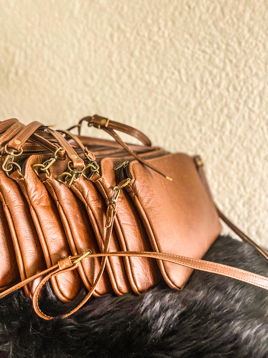 Nini leather sling bag - (instock)