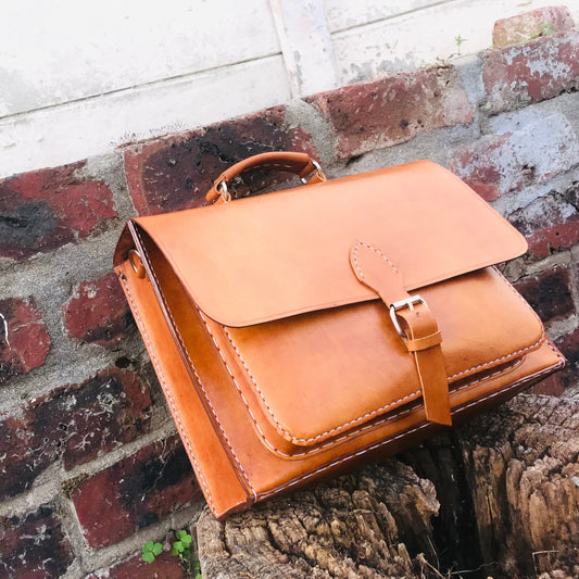 Mambo day-twist - 1 front pocket - large (Production time - 15 days)